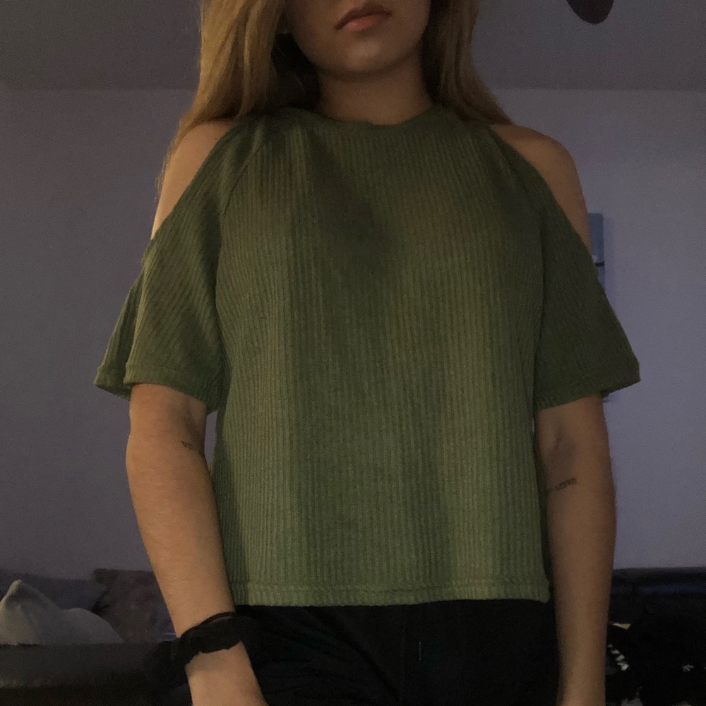 Size small